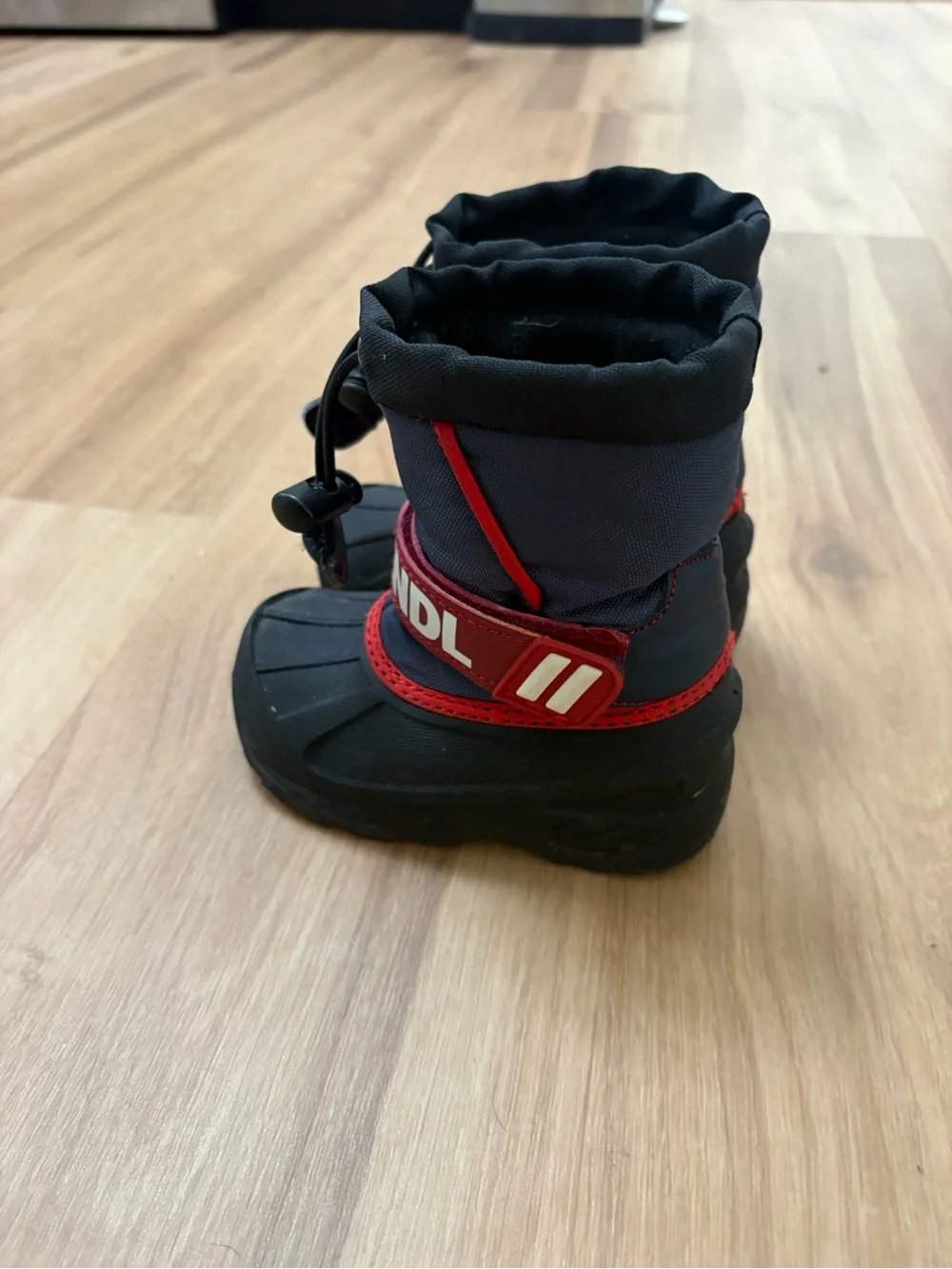Children's Insulated Winter Boots in Navy and Red